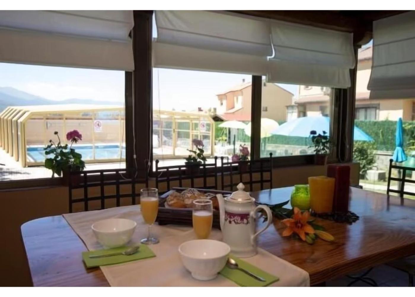 Balcon De Pilatos Villa Palazuelos de Eresma ภายนอก รูปภาพ